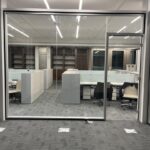 پارتیشن اداری تک جداره با رنگ آنادایز Da95